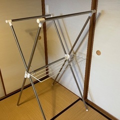 室内物干しの画像