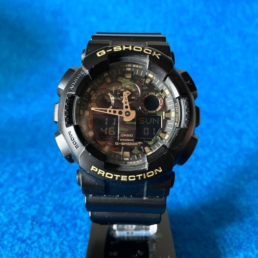 CASIO G-SHOCK GA-100CF文字盤　迷彩　バックライト　オレンジ　早いお取引きの方を優先させて頂きます。