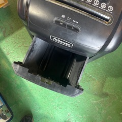【Fellowes フェローズ】 プロフェッショナルシュレッダー 業務用 オフィス用品の画像