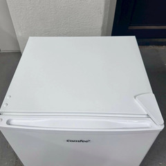 A8054【お買い得商品‼】COMFEE コンフィー　2025年製 冷凍庫 冷凍ストッカー 　RCD40WH1JP の画像