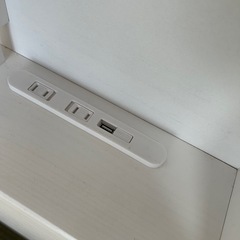 ダブルベッドフレームの画像