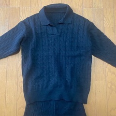 ニットセットアップの画像