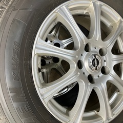 215\65r16スタッドレスタイヤホイール4本セットの画像