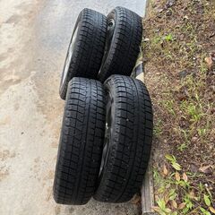 アルミホイール付きスタッドレスタイヤ４本セットの画像