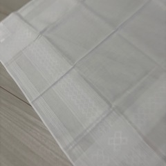 透かし模様が可愛いのハンカチの画像