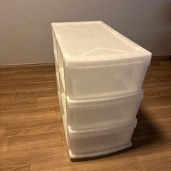 衣装ケースの画像