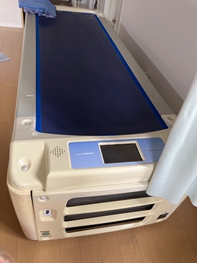 アクアラグーン ウォーターベッド 治療器  日本メディックス