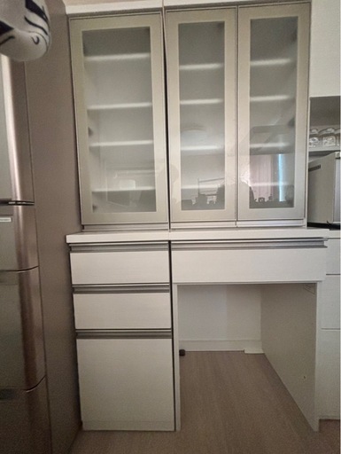 定価10万程！美品 ニトリの食器棚