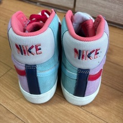 NIKE  スニーカーの画像