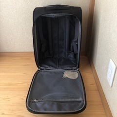 スーツケースの画像