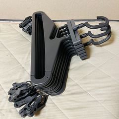 美品！カインズ7連ハンガーの画像