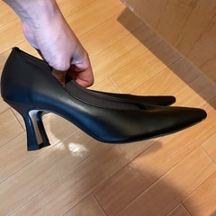 Le talon パンプスの画像