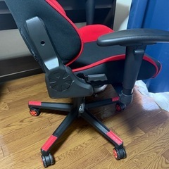 ゲーミングチェアの画像