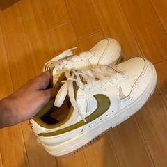 NIKE スニーカーの画像
