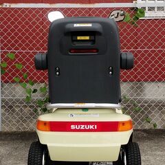 ☆美品!☆ SUZUKI/ｽｽﾞｷ ｾﾆｱｶｰ ET4DB 2023年製 電動 車椅子 ｼﾙﾊﾞｰｶｰ 四輪【ユーズドユーズ名古屋天白店】JY101901の画像
