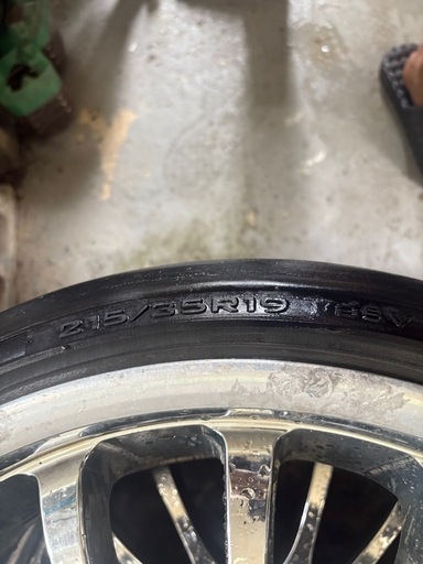 カールソン 19インチ 8.5j