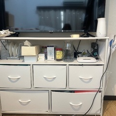 ホワイト収納チェストの画像