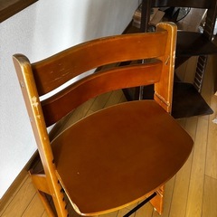 子供用ダイニングチェア　木製　2脚セットの画像