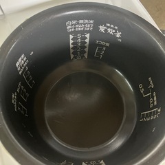 三菱 IH炊飯器 NJ-VV106-W 5.5合炊き 炭炊釜の画像