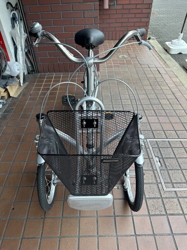 ☆美品☆ブリヂストンミンナ三輪車シルバー (リョウサイクル) 五条の