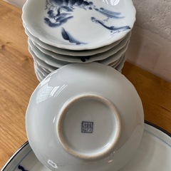 大皿×1枚・小皿×11枚の画像