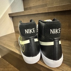 NIKEハイカットスニーカー27センチの画像