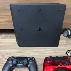 PS4本体1TB＋ソフト2本、プロコン付の画像