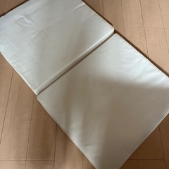 お昼寝用マットレス　敷きパッドの画像