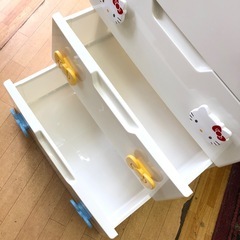 ハローキティ キッズチェストの画像