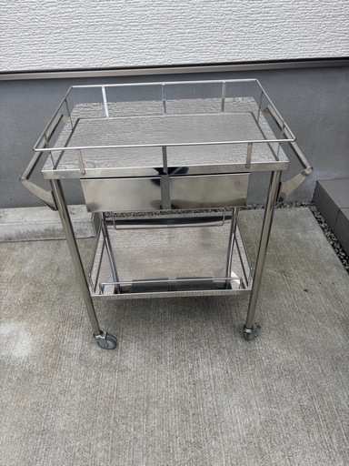 ステンレスワゴン　医療用　回診車　ドクターキャビネット