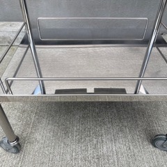 ステンレスワゴン　医療用　回診車　ドクターキャビネット　の画像