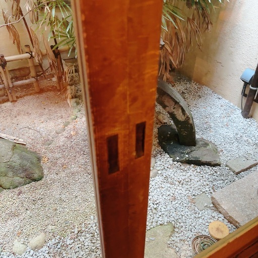 （美品）中庭を楽しむ4枚のガラス窓﻿ 掃き出し窓