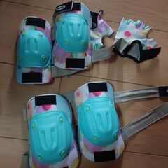 一輪車　ピンクの画像