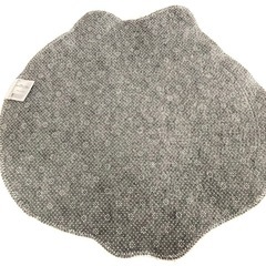 一番くじ うさまるもぐもぐバーガーショップ ラストワン賞ラグマットルームマット❾の画像