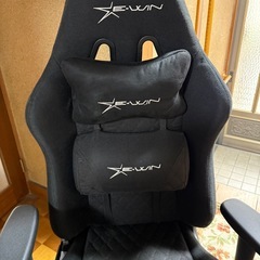 E-win ゲーミングチェアの画像