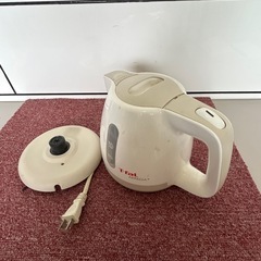 中販【Week】株式会社グループセブンジャパン　ティファール　BF80 容量0.8L 現状渡し　10-19-05 の画像