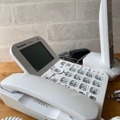 Panasonic VE-GD60-W ホワイト 電話機 子機付きの画像