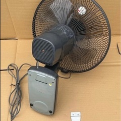 DOSHISHAドウシシャ壁掛け扇風機 の画像
