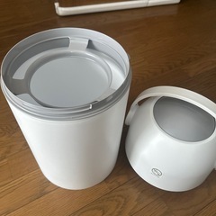 オムツゴミ箱の画像
