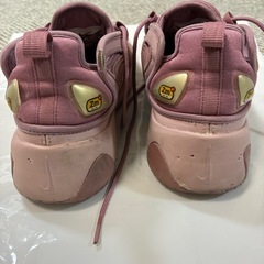 NIKE レディーススニーカー　23センチ
の画像