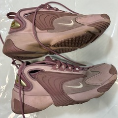 NIKE レディーススニーカー　23センチ
の画像