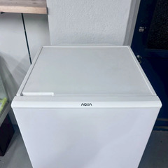 A8082【お買い得商品‼】 AQUA アクア　2019年製 冷蔵庫 冷凍冷蔵庫　AQR-E17Jの画像