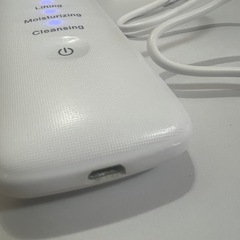 毛穴ケアに、ウォータピーリング美顔器の画像