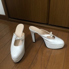 ウエディングドレスの画像