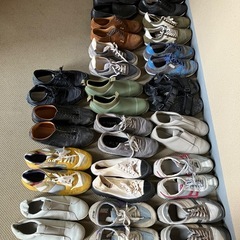 無料で差し上げます。スニーカーや革靴20足の画像