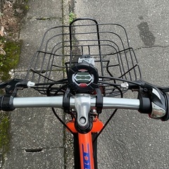 ＜整備済・美品車＞あさひ人気モデル・ドライド・24インチジュニア自転車・シマノ変速6段シフト LEDライト 鍵付き オレンジ・付属スピードウォッチ新品付きの画像