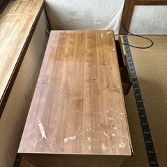 木製のラックの画像