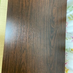 パソコンデスクの画像