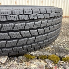 軽トラ・軽バン対応 スタッドレスタイヤ 145/80R12 ヨコハマ iG91（2023年製）の画像
