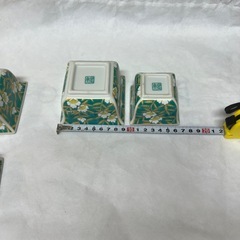 有田焼　明宝窯　佐賀錦　花柄陶器　親子鉢２セットの画像